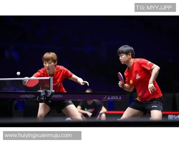 传奇球星队精彩对决引爆全场 比赛结果震撼球迷热议不断 传奇球星队精彩对决引爆全场 比赛结果震撼球迷热议不断