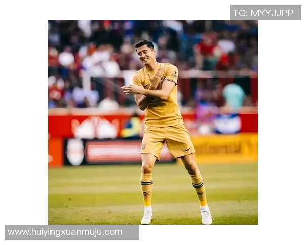 当代足球巨星崛起与偶像力量的背后故事与全球影响力分析 当代足球巨星崛起与偶像力量的背后故事与全球影响力分析